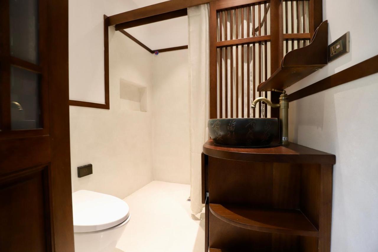 Apartment Maison Nha 51a Nguyen Khac Hieu Hanoi